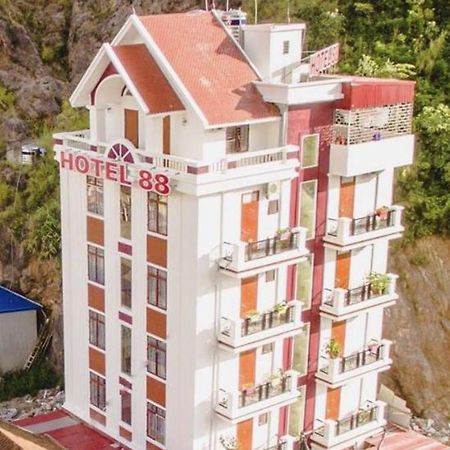 Hotel Khach San 88 Moc Chau Exteriér fotografie